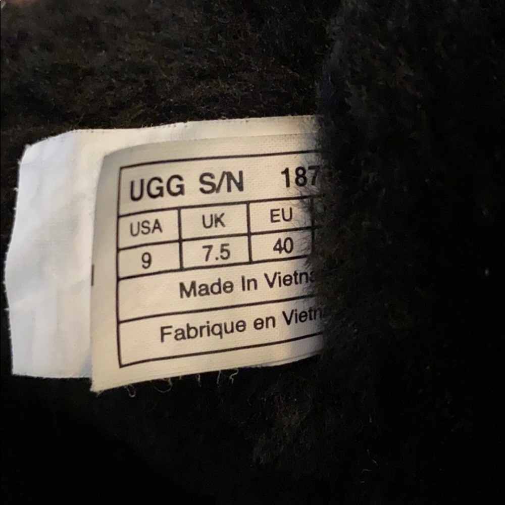 Ugg Bailey Button Triplet Boots - image 6